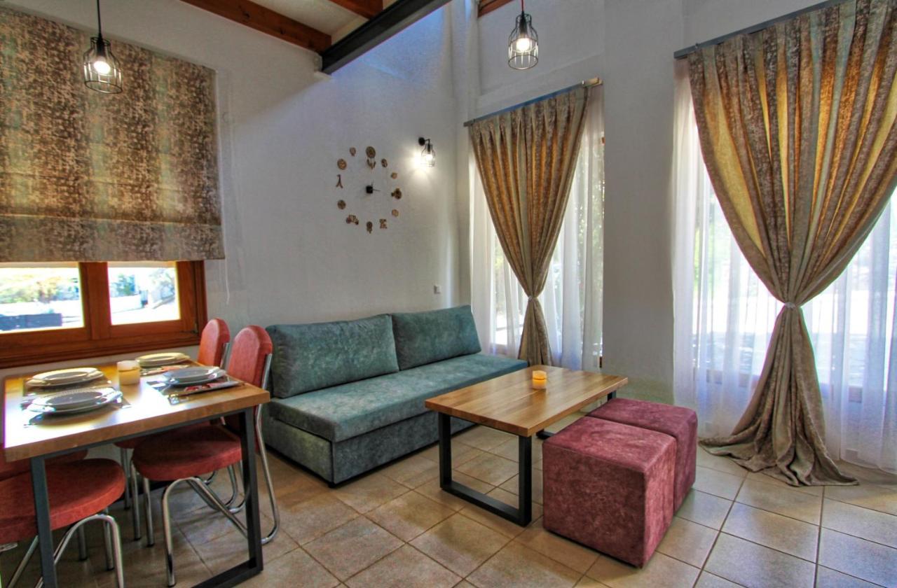 Iokastis Studio Kavala Bagian luar foto